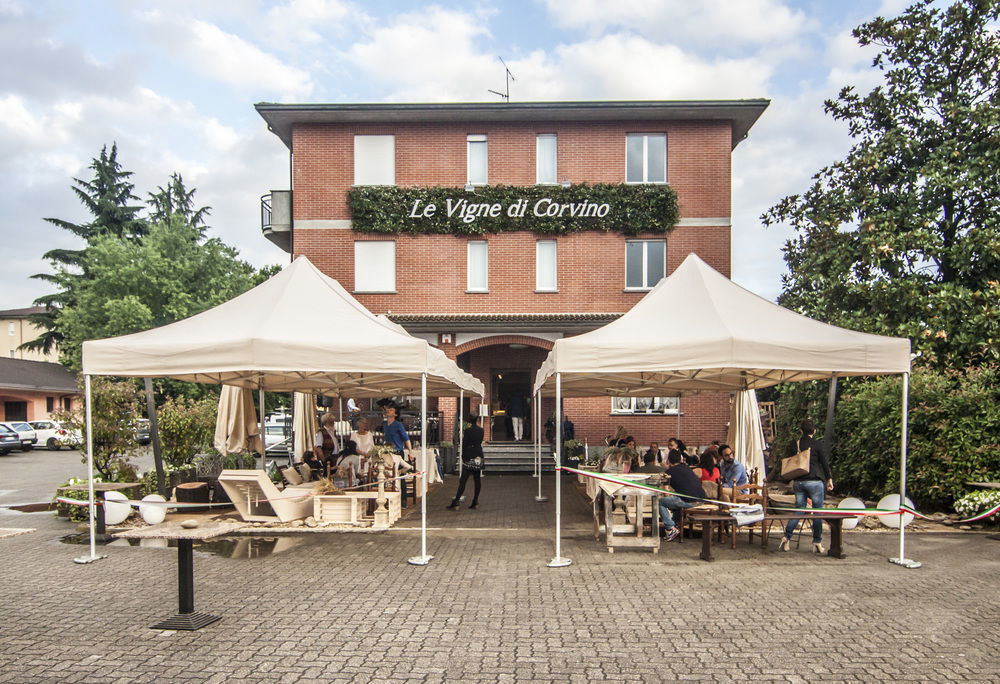 Hotel Le Vigne Di Corvino Casteggio Exteriér fotografie