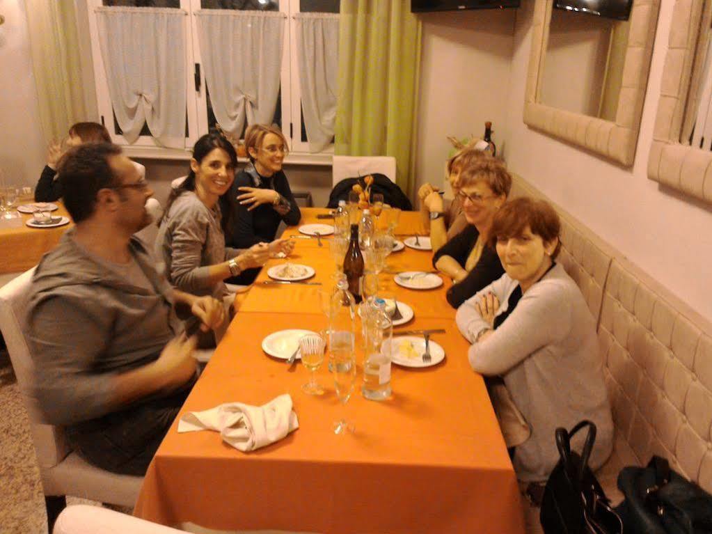 Hotel Le Vigne Di Corvino Casteggio Exteriér fotografie